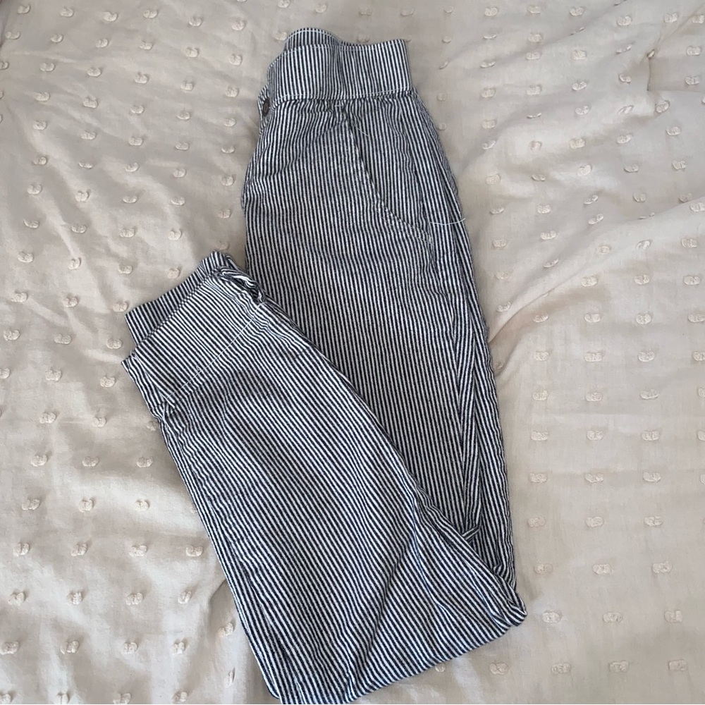 Hollister High Rise Ankle Pant